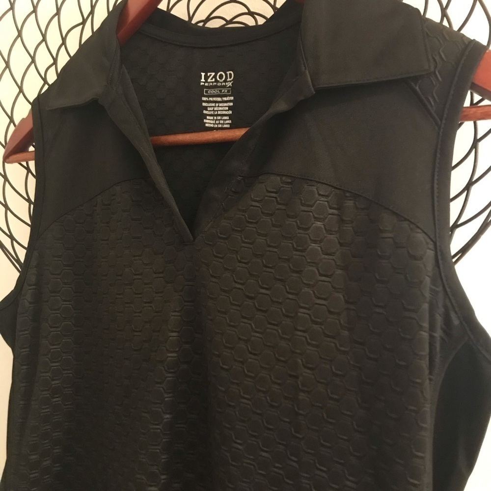 Nice IZOD golf top
